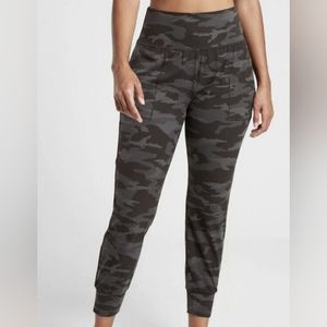 Athleta Salutation Jogger Camo